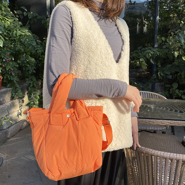 Kolorowa damska torba na ramię z piórami przestrzennymi 2021 zaprojektowana przez Mini Casual Cotton - torba na zakupy - Wianko - 20