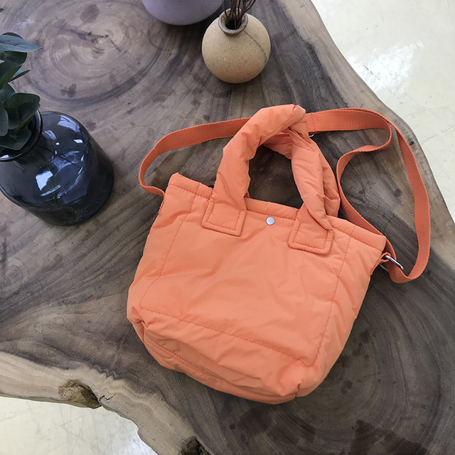 Kolorowa damska torba na ramię z piórami przestrzennymi 2021 zaprojektowana przez Mini Casual Cotton - torba na zakupy - Wianko - 23