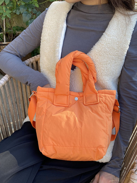 Kolorowa damska torba na ramię z piórami przestrzennymi 2021 zaprojektowana przez Mini Casual Cotton - torba na zakupy - Wianko - 18