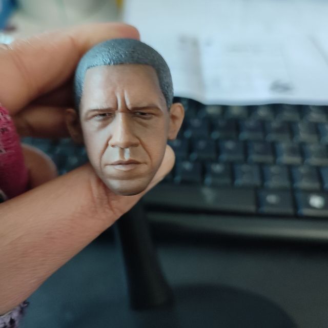 Figurka 1/6 skali człowieka - Obama, mężczyzna, model głowy, mięśnie V1-M, kolor pszenicy, ciało 12 Cal, gorący prezent - Wianko - 3