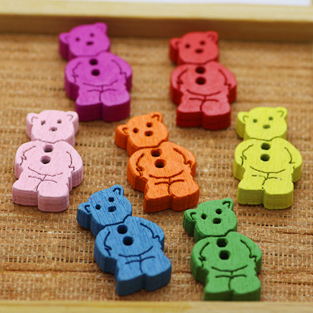 100 sztuk kolorowych niedźwiedzi drewnianych guzików z motywem Cartoon Car i żyrafy - Wianko - 7