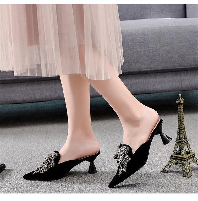 Nowe sandały kobiety 2020 z kokardą rhinestone przezroczysty obcas, szpiczasty nosek - Wianko - 17