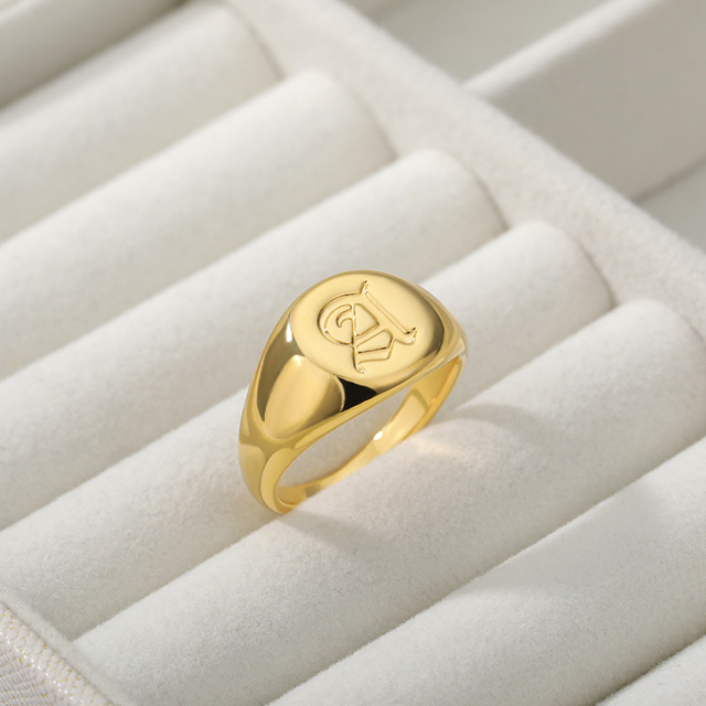 Pierścień z metalowymi pierścieniami alfabetu - złoty, moda na 2021, trendy biżuteria dla kobiet i mężczyzn, prezent urodzinowy, bague femme - Wianko - 10