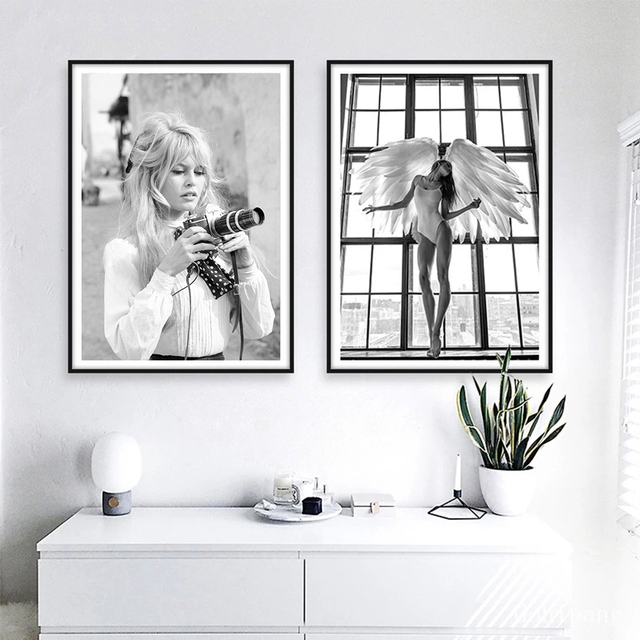 Obrazy kobiet na płótnie - Złote srebrne, czarno-białe, z motywem skrzydeł anioła, piękne dziewczyny - dekoracja salonu - Wianko - 3