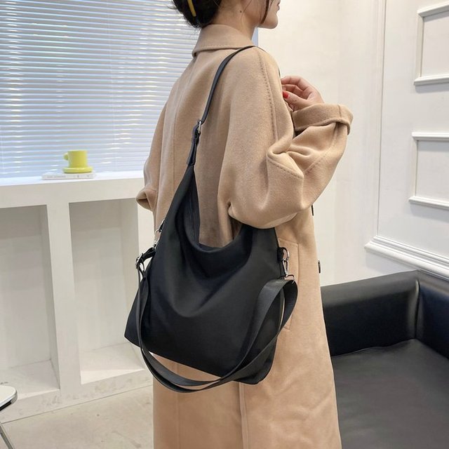 Damska torba na ramię 2021: nylonowa torba o dużej pojemności w jednolitym kolorze - Wianko - 49