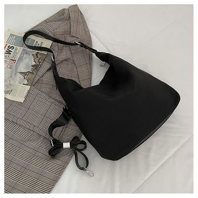 Damska torba na ramię 2021: nylonowa torba o dużej pojemności w jednolitym kolorze - Wianko - 3