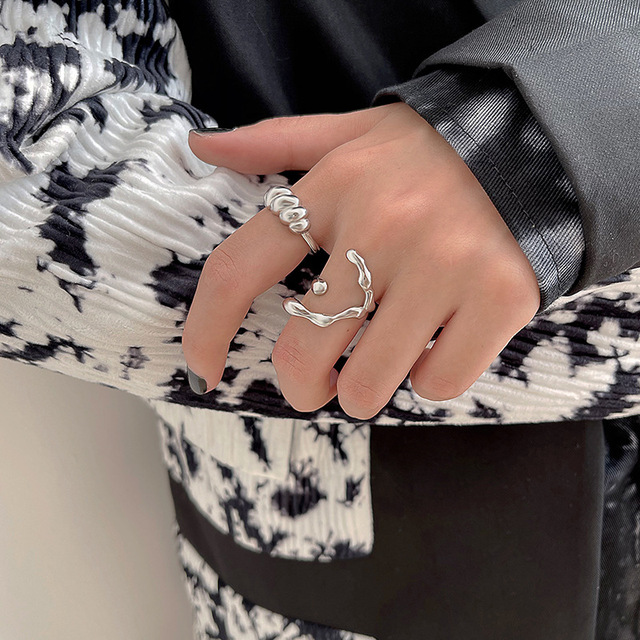 Pierścień LIVVY - srebrny kolor, nieregularne tekstury, prosta unikalna konstrukcja, gładkie poczucie, biżuteria Hip-hop dla kobiet - Wianko - 11