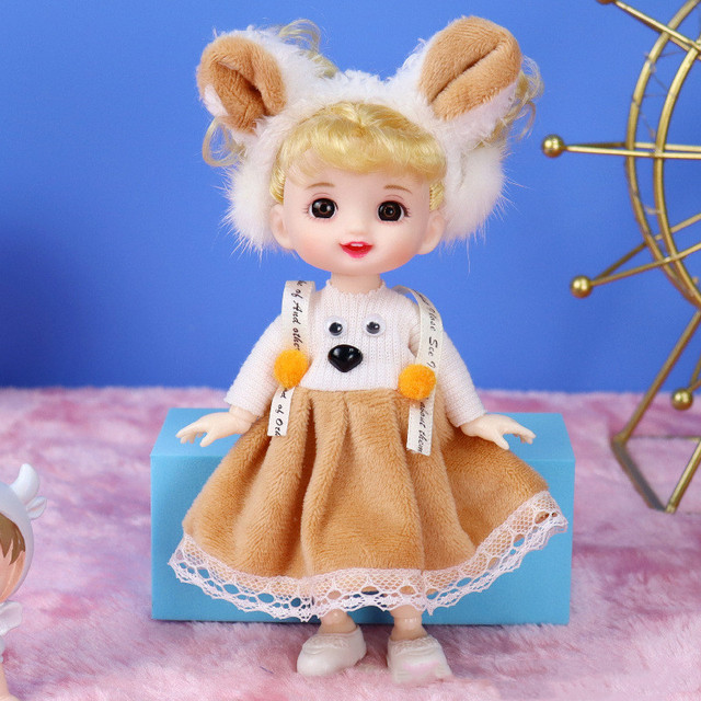 Lalka księżniczka o wysokości 16 cm z 13 wymiennymi elementami ubioru i uśmiechem - idealna zabawka dla dzieci - Wianko - 8