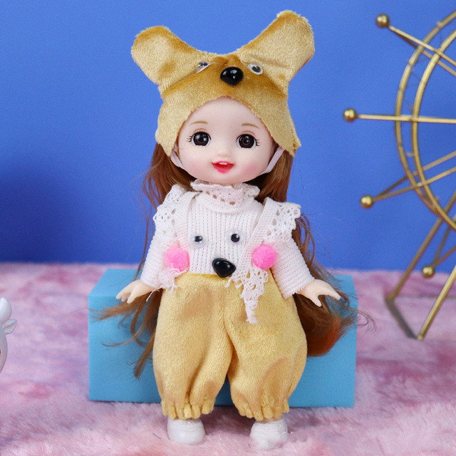 Lalka księżniczka o wysokości 16 cm z 13 wymiennymi elementami ubioru i uśmiechem - idealna zabawka dla dzieci - Wianko - 7