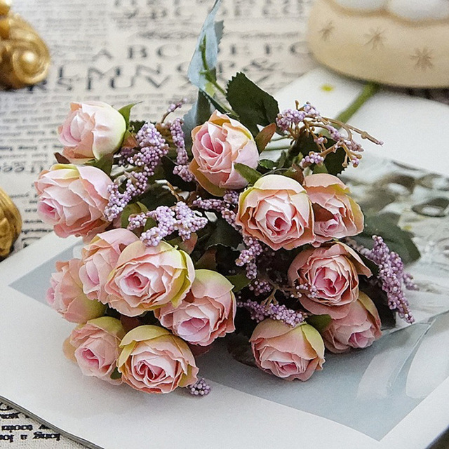 Bukiet 15 sztuk różowych i niebieskich sztucznych kwiatów w dekoracji ślubnej i na imprezy - Wianko - 3