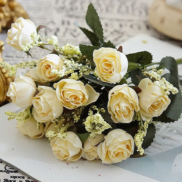 Bukiet 15 sztuk różowych i niebieskich sztucznych kwiatów w dekoracji ślubnej i na imprezy - Wianko - 4