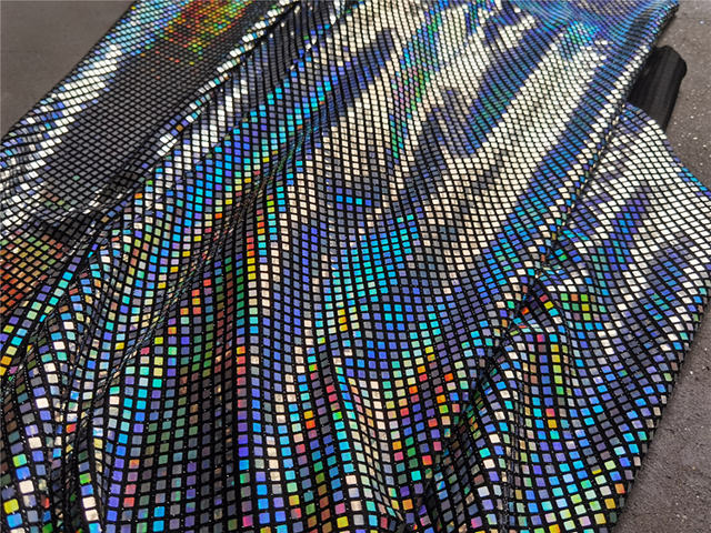 Metalowa tkanina DIY Cosplay z laserowymi cekinami w kolorze tęczy, opalizująca i odblaskowa - Wianko - 4
