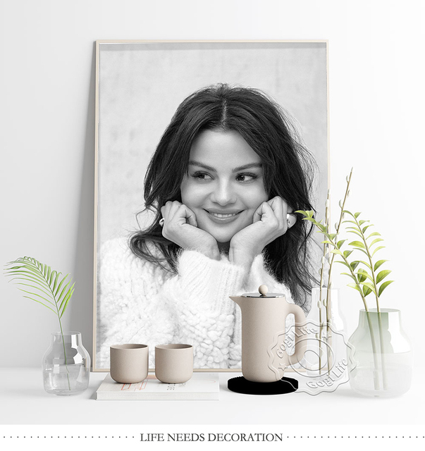 Portretowa plakat Selena Gomez w stylu vintage, czarno-biały - idealny dla fanów - Wianko - 8