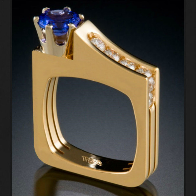 Pierścień obrączkowy z niebieskozielonym kryształem i żółtym złotem, ozdobiony kamieniem szampańskim, w stylu vintage, idealny na przyjęcia; dostępny w różnych rozmiarach - Wianko - 5