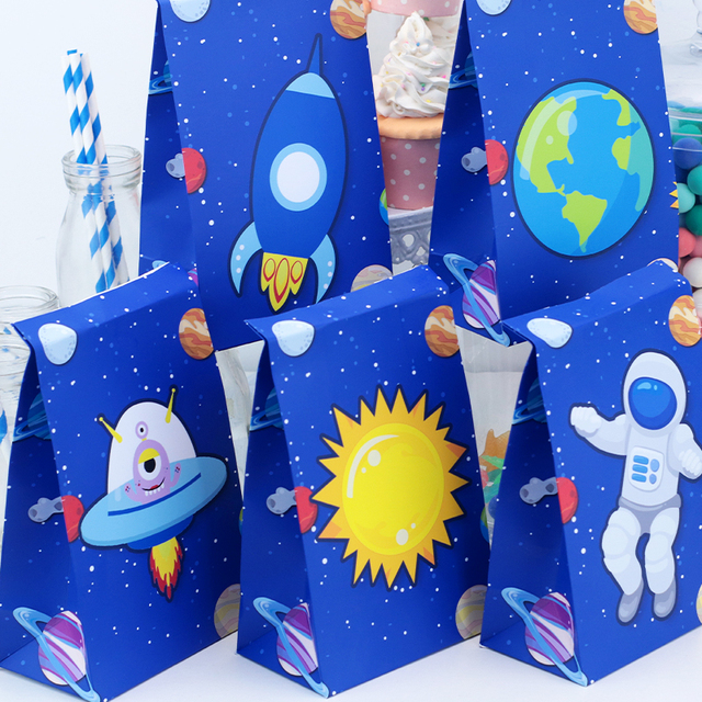 Astronautyczne torby na prezenty - idealne do pakowania cukierków na urodzinową imprezę! Dekoracje Spaceman dla dzieci w formie papierowej rakiety i Ziemia - Wianko - 5
