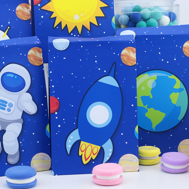 Astronautyczne torby na prezenty - idealne do pakowania cukierków na urodzinową imprezę! Dekoracje Spaceman dla dzieci w formie papierowej rakiety i Ziemia - Wianko - 6