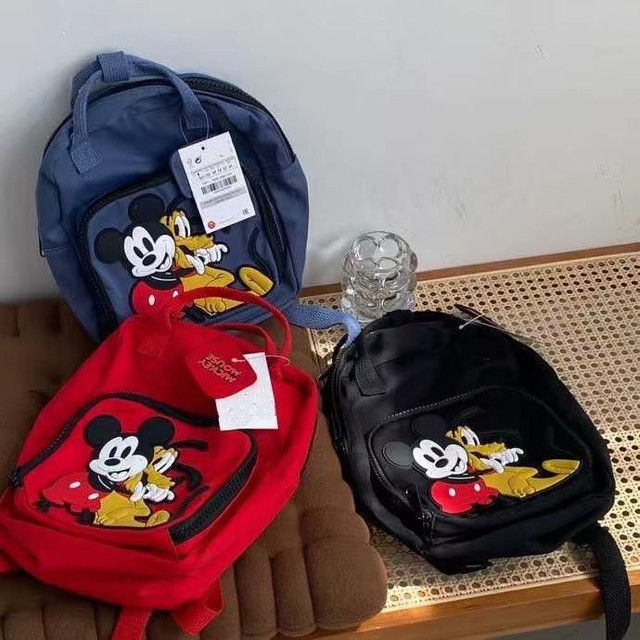 Dziecięcy plecak Disney Mickey Minnie wzór myszy - pluszowa torba z motywem Mickey Mouse - świąteczny prezent - Wianko - 1