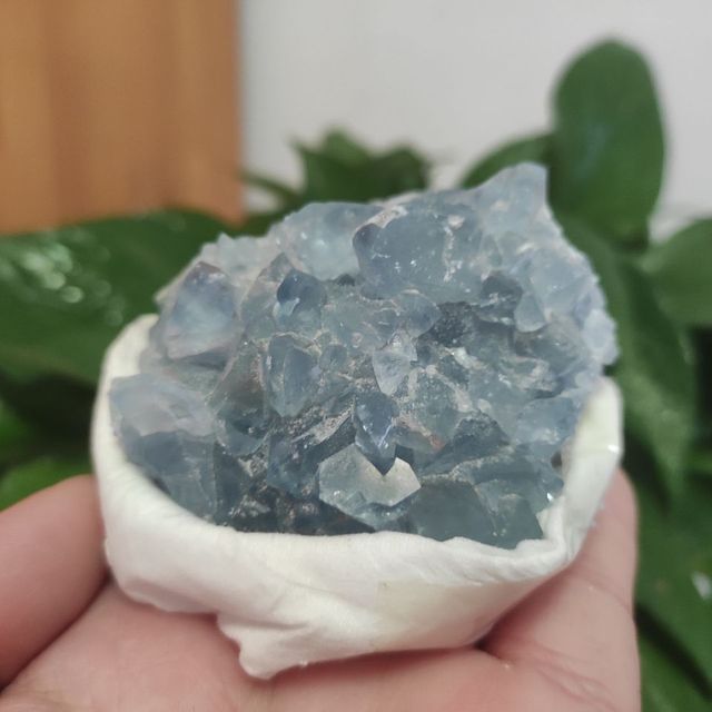 Celestyt geoda - niebieski kamień uzdrowienia - Wianko - 1