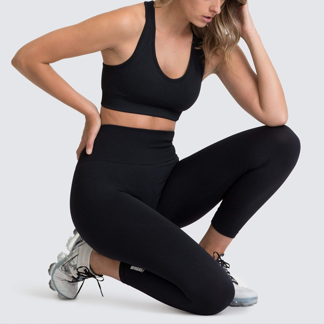 Dwuczęściowy zestaw dla fitness - legginsy bezszwowe i krótki top z podnoszącym pośladki stanikiem sportowym - Wianko - 22