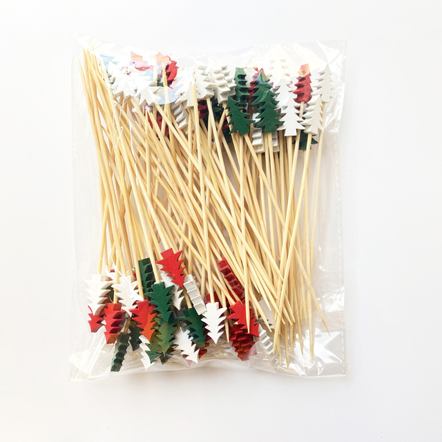 100 sztuk szaszłyków bambusowych do dekoracji świątecznych w kolorach czerwonym, zielonym i białym - idealne na kanapki, owoce i koktajle na domową imprezę - Wianko - 5