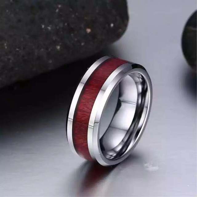 Pierścień zaręczynowy biżuteria ze stali nierdzewnej z inkrustacją czerwonego drewna modna i kreatywna - Wianko - 1