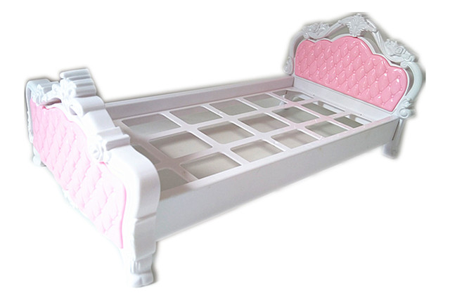 Białe różowe fioletowe łóżko dla lalek w skali 1/6 z tworzywa - 25-30cm dom dla lalek | Prezent urodzinowy dla dziewczynki - Wianko - 5