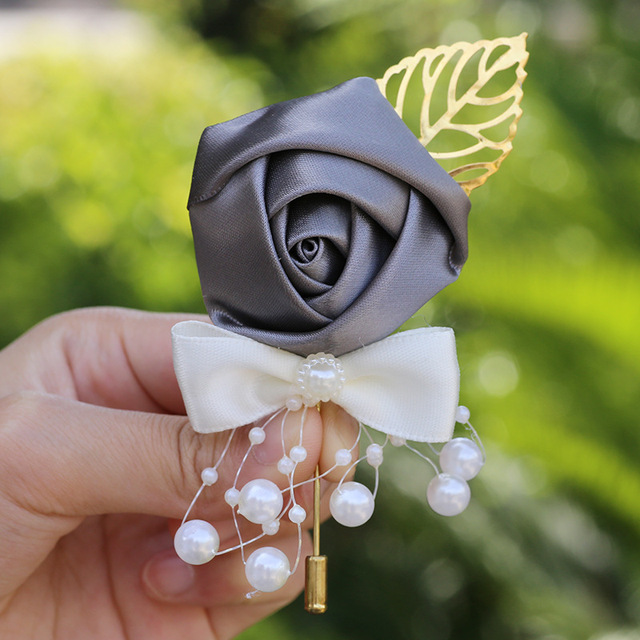 Pan młody drużba: Boutonniere na imprezę, bal, garnitur dla mężczyzn - Handmade satynowa róża, nowy styl pani, tkaniny broszka kwiat - Wianko - 32