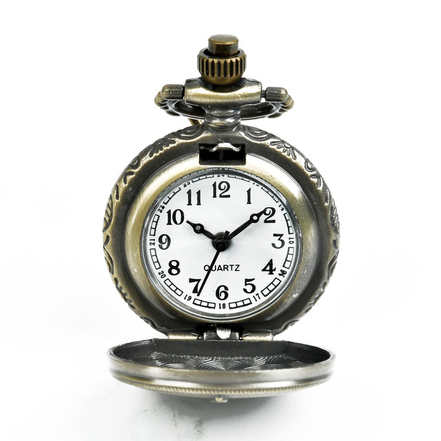 Zegarek kieszonkowy stylu wiktoriańskiego z aniołkiem Kupidynem i łańcuszkiem - 12 sztuk/partia - Wianko - 3