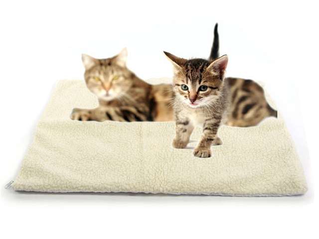 Podgrzewana poduszka elektryczna dla średnich i dużych psów i kotów - bezpośrednio odzwierciedla ciepło zwierzęcia, z zamek błyskawiczny, zmywalna - Wianko - 4