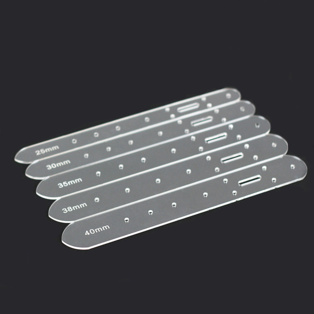 Praktyczny skórzany pasek narzędziowy do wykrawania dziurek z plastikowym szablonem DIY - akcesoria rzemieślnicze - Wianko - 5