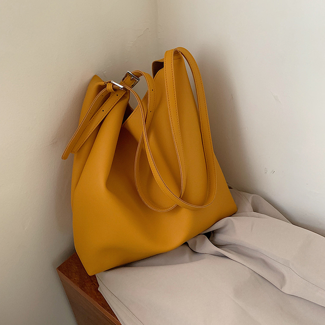 Jednolita żółta torebka na ramię z dużą pojemnością, wykonana z wodoodpornego skóropodobnego materiału PU - Wianko - 18