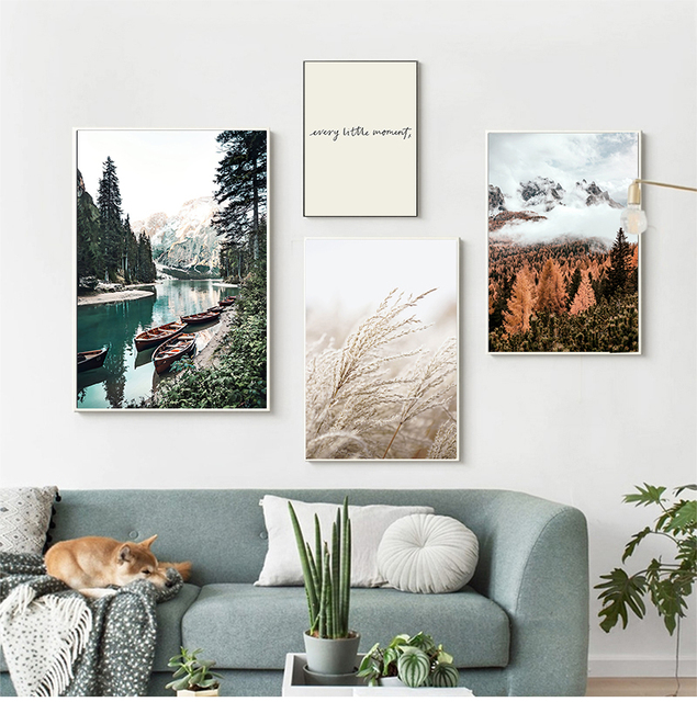 Obraz malarstwa skandynawskiego - Las Sunshine, krajobraz natury, jezioro górskie i łódź na płótnie - dekoracja pokoju - Wianko - 1