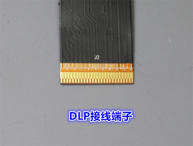 DLP projektor kieszonkowy z układem DMD, światłem RGB i soczewką optyczną do generowania krótkiego ostrości źródła światła - Wianko - 5