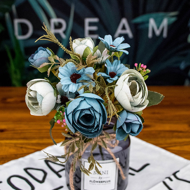 Niebieski bukiet sztucznych kwiatów: piwonia, herbata róża, jesienne kwiaty jedwabne - dekoracja DIY do salonu, domu i ogrodu - Wianko - 4