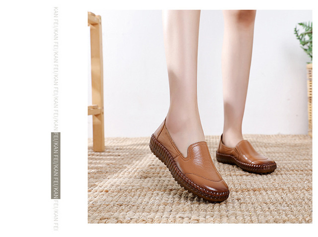 Damskie płaskie mokasyny ze skóry naturalnej AARDIMI - wsuwane buty z wycięciami i kwiatowymi detalami - sportowy design - Wianko - 24