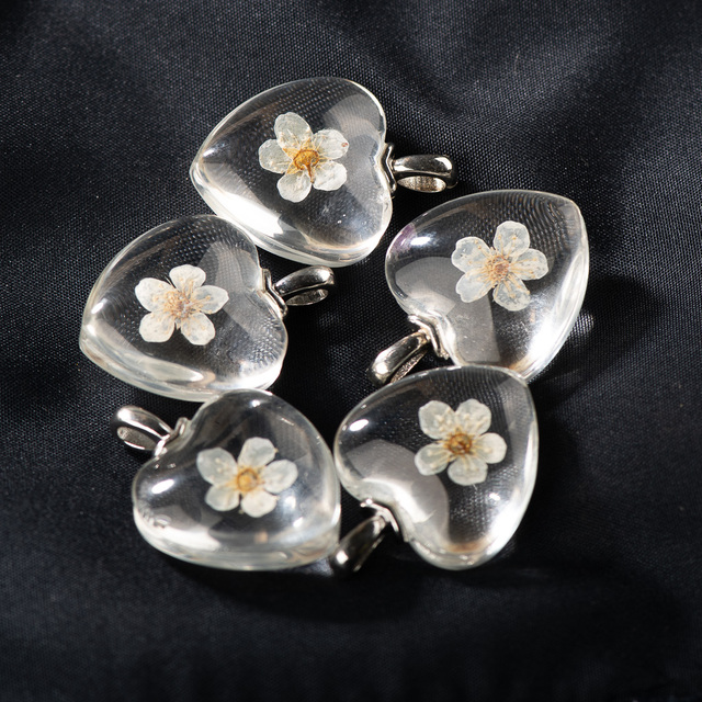 20 sztuk ręcznie wykonanych żelaznych serc z kwiatowym wzorem do naszyjnika - biżuteria - Wianko - 16