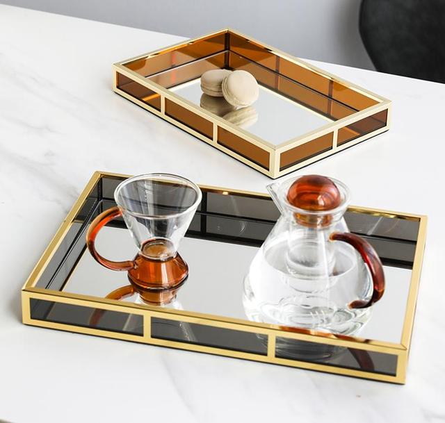 Lekka, luksusowa taca herbaciana z akrylu w prostokątnym kształcie z kreatywną metalową ramą - Wianko - 1