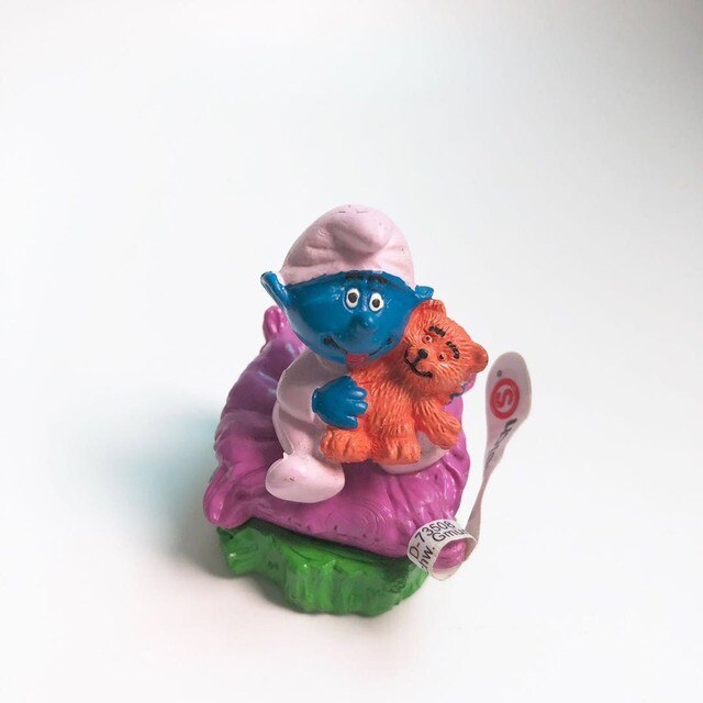Figurka akcji Disneya Smerfy w stylu piżamy - kreatywny model postaci z popularnej kreskówki dla dzieci, ornament zabawka - Wianko - 2