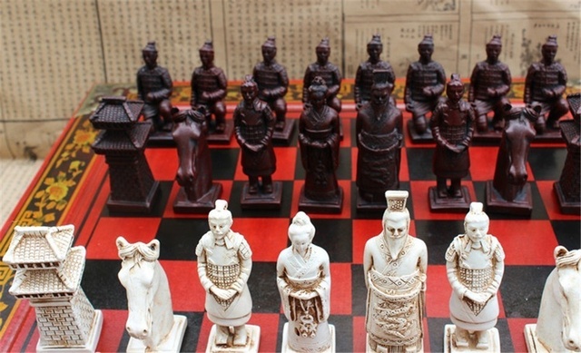 Zestaw szachowy Drewno Szachy Chińskie Retro Terakotowe Wojownicy żywica rzeźba szachownica - Wianko - 8
