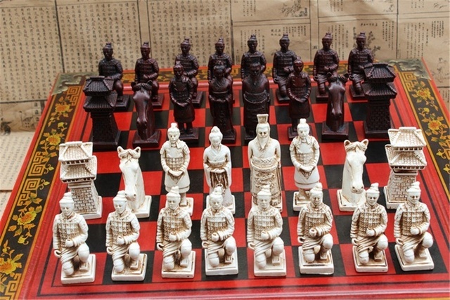 Zestaw szachowy Drewno Szachy Chińskie Retro Terakotowe Wojownicy żywica rzeźba szachownica - Wianko - 9