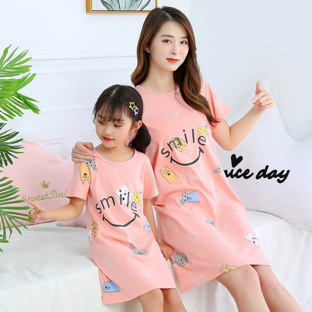 Piżama letnia dla mamy i córki - bawełniana sukienka nocna z krótkim rękawem - pasujące ubrania dla rodziców i dzieci - Wianko - 2