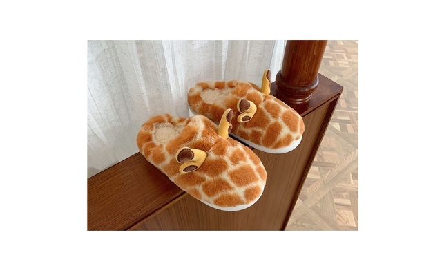 Korean żyrafa kapcie zimowe SP & CITY - moda damskie - Wianko - 1