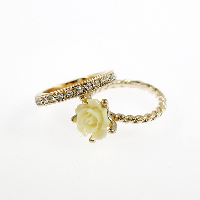 Zestaw 2 pierścieni ślubnych dla kobiet, modny w kolorze złotym i czarnym z białym kwiatem, styl Boho, ozdobione Rhinestonem - Wianko - 6