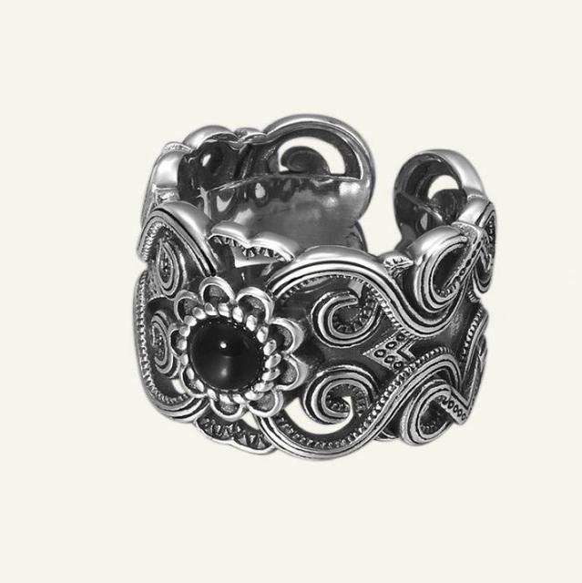 Mężczyźni i damskie pierścionki z regulowalnym rozmiarem, wzorem wytłaczanym i czarnym kamieniem - subtelna elegancja - Wianko - 5