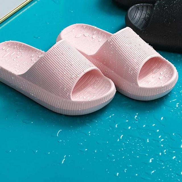 Kapcie letnie wsuwane sandały dla kobiet, mężczyzn i pań - wygodne pantofle do prysznica i na plażę z miękką podeszwą - Wianko - 3