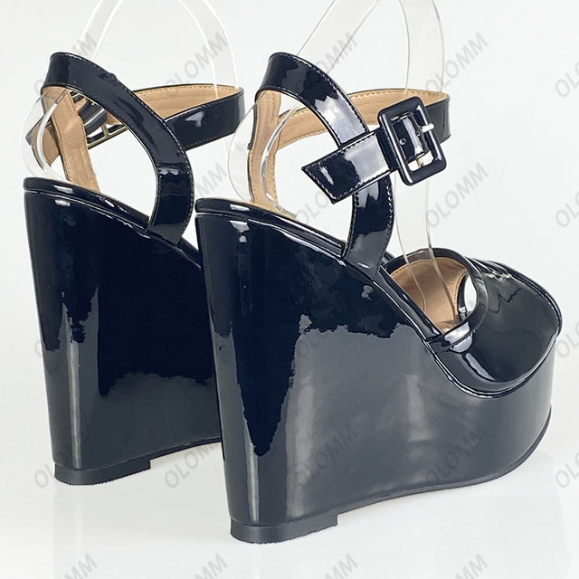 Eleganckie letnie sandały na platformie Olomm Handmade - czarne, niebieskie, rozmiar 35-47, patentowane klamry i kliny z peep toe - Wianko - 13