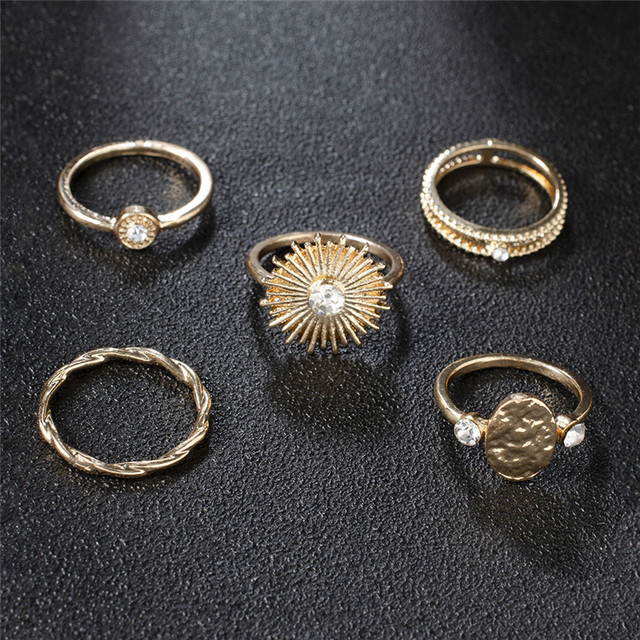 Pierścionek gotycki z kryształem Boho i złotym znaczkiem słońca (zestaw 5 sztuk) - Wianko - 15
