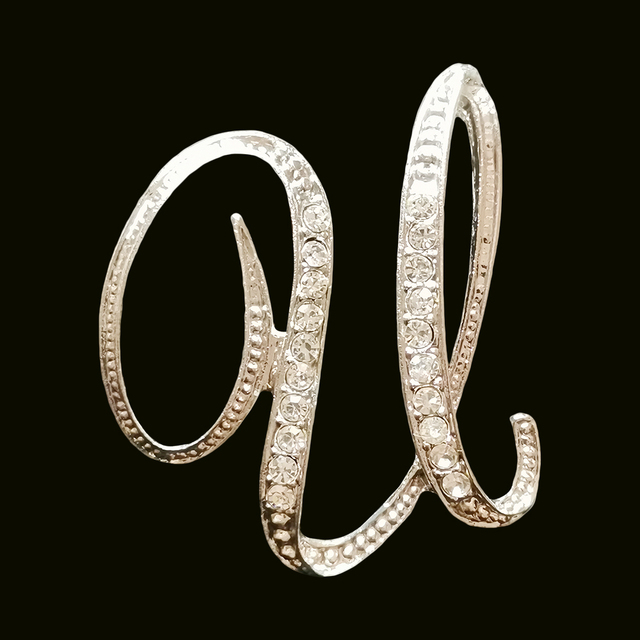 Broszka litera U - śliczna biżuteria z dżetów i kryształów, srebrny metal - Wianko - 1