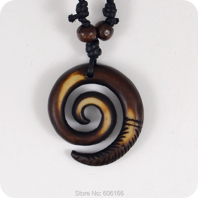 Naszyjnik z wisiorkiem Helix - spiralny projekt z rzeźbą żywicy | Amulet przynoszący szczęście | Moda Tribal | Biżuteria - Wianko - 1