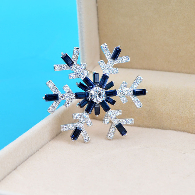 Cindy Xiang Broszka Płatek Śniegu z Kryształami dla Kobiet - Zimowy Design - Wianko - 6